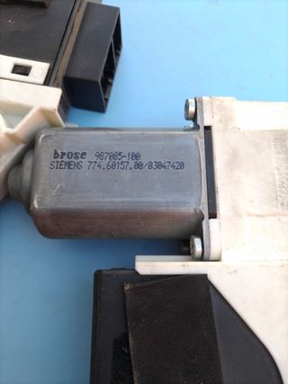 2 motores elevalunas eléctricos de Seat
