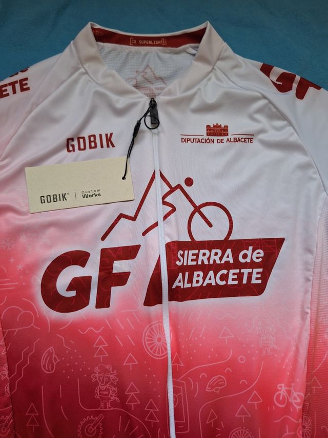 Maillot ciclismo talla S nuevo Gobik