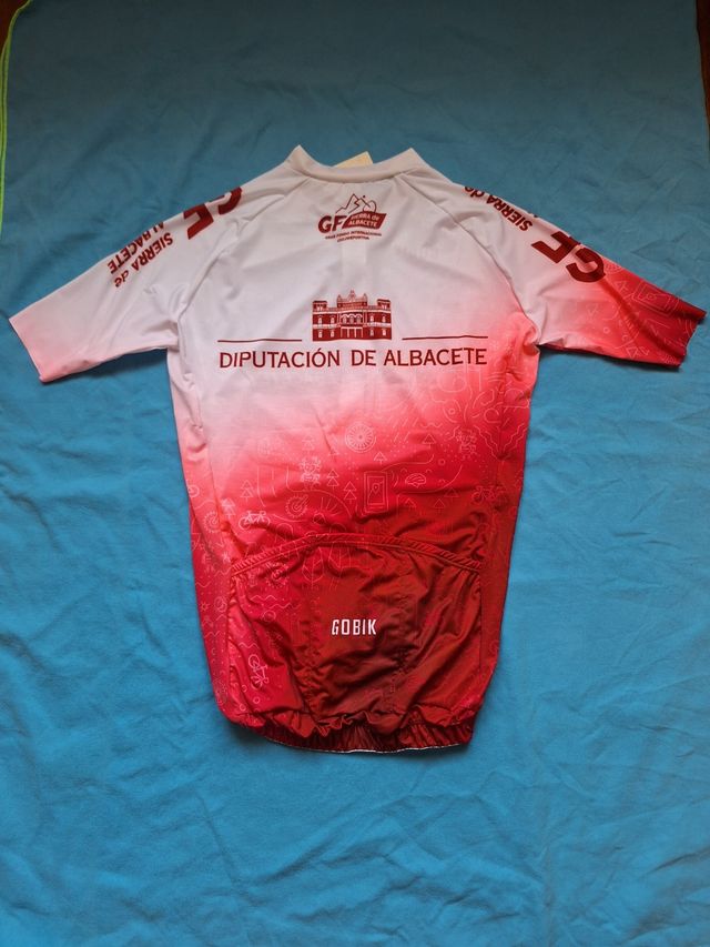 Maillot ciclismo talla S nuevo Gobik