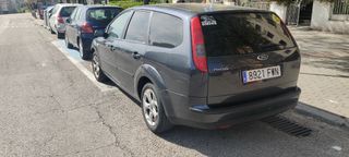 Ford Focus 2007 ACEPTO CAMBIO