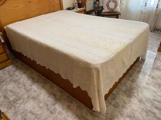 Colcha ganchillo hecha a mano