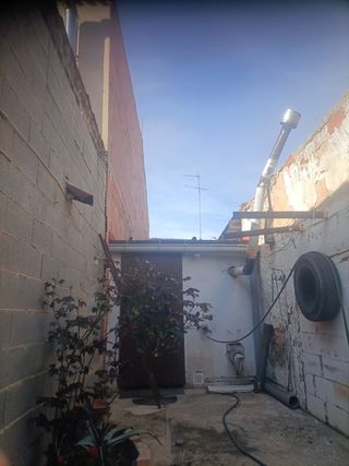 Se alquila casa para viñarock