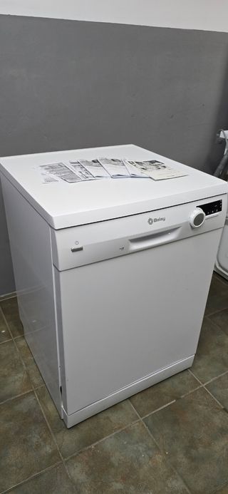 Lavavajillas Balay 
mod. 640-B