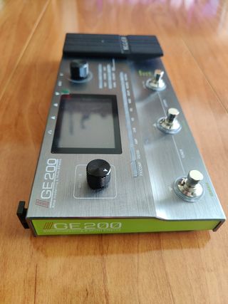 Mooer GE-200