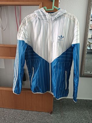 Chaqueta adidas