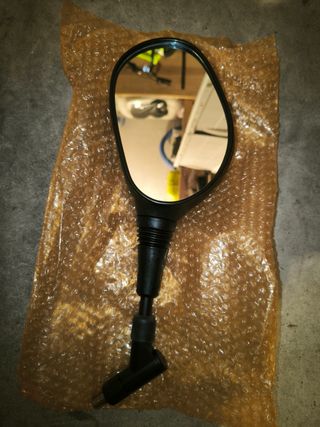 Espejo izquierdo Suzuki gsr 600