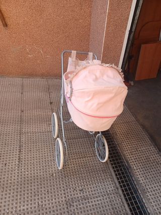 Carrito para muñecas