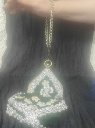 bolso estilo antiguo ( limosnero)