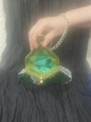 bolso estilo antiguo ( limosnero)