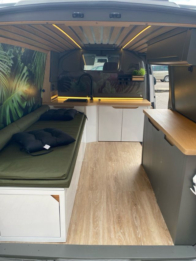 Volkswagen Transporter T5 2010