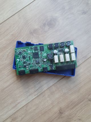 Centralita Parrot MKI9100