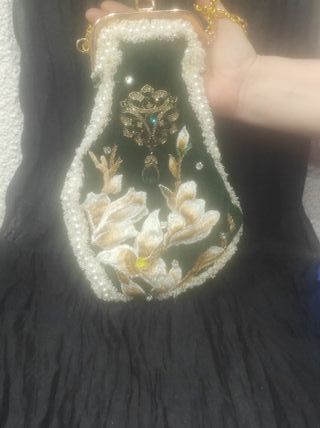 bolso estilo antiguo (limosnero)