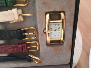 RELOJ QUARTZ MOVT JAPAN CON CINCO CORREA