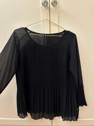 Blusa negra