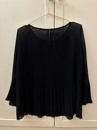 Blusa negra