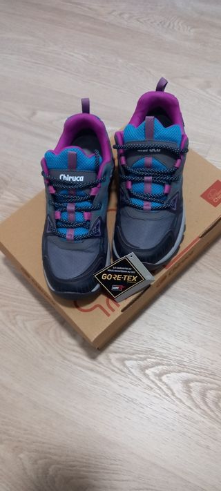 Zapatilla trekking Aruba Gore-Tex 