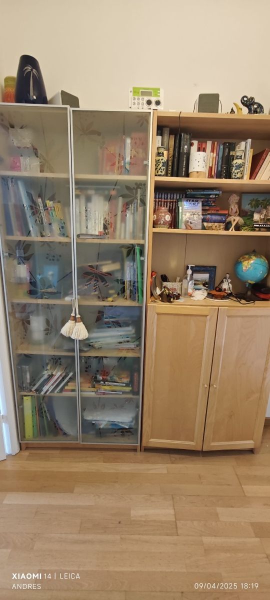 Dos librerías se vende también ceparada