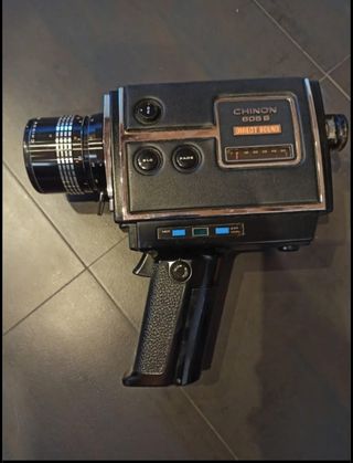 Cámara de cine CHINON 805