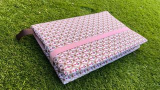 Funda libro india marrón