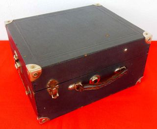 Gramola de maleta Gekaica - años 1940