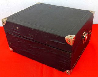 Gramola de maleta Gekaica - años 1940