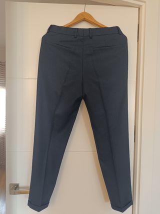 Traje chico talla 38
