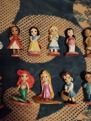 Colección figuras muñecas Disney Animators