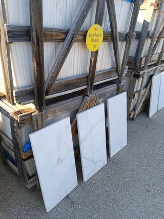 Mármol blanco Ibiza, pulido a medida