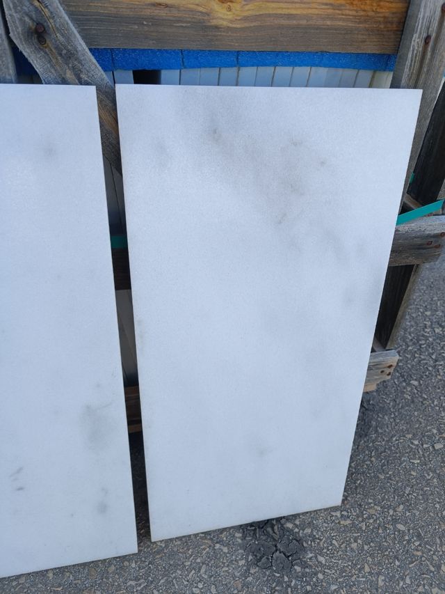 Mármol blanco Ibiza, pulido a medida