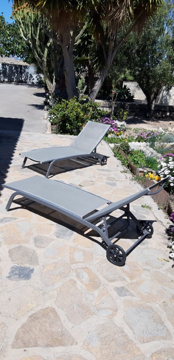 Tumbonas aluminio reclinables con ruedas