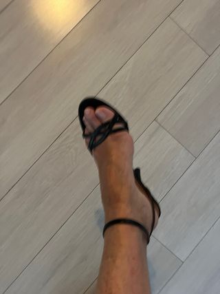 Sandalia negra zara talls 41