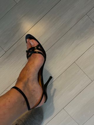 Sandalia negra zara talls 41