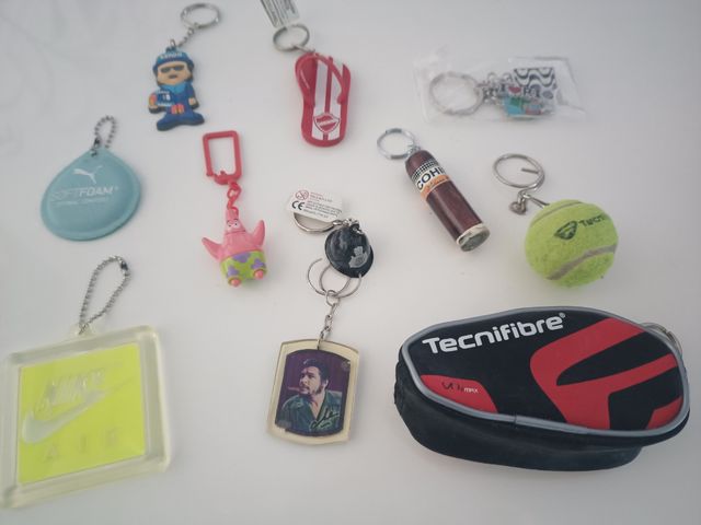 Llaveros variados