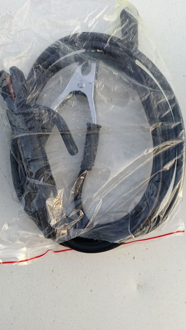 Saldatrice a filo ed elettrodi 3 in 1,