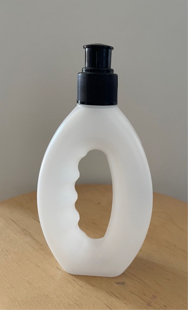 Botella de agua portátil de New Balance