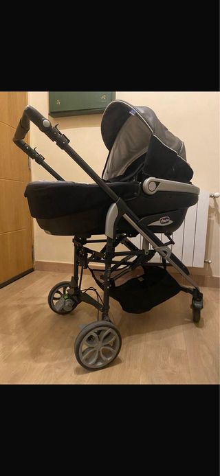 Carro bebe Chicco Trio Living.