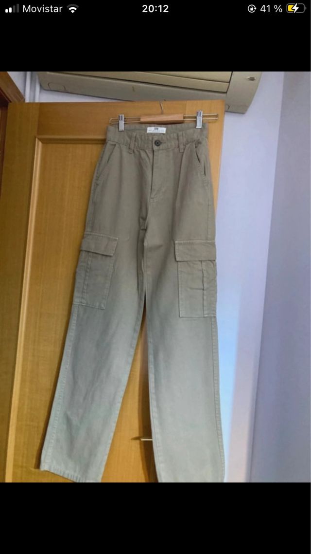 Pantalon verde militar stradivarius