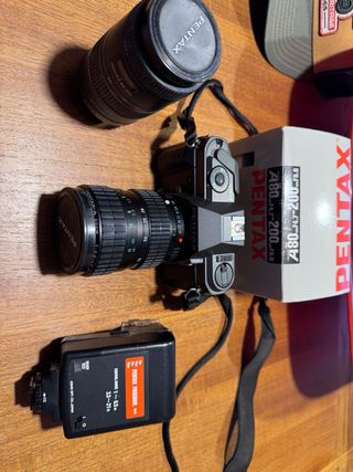 Pack camara reflex + objetivos Pentax P30 