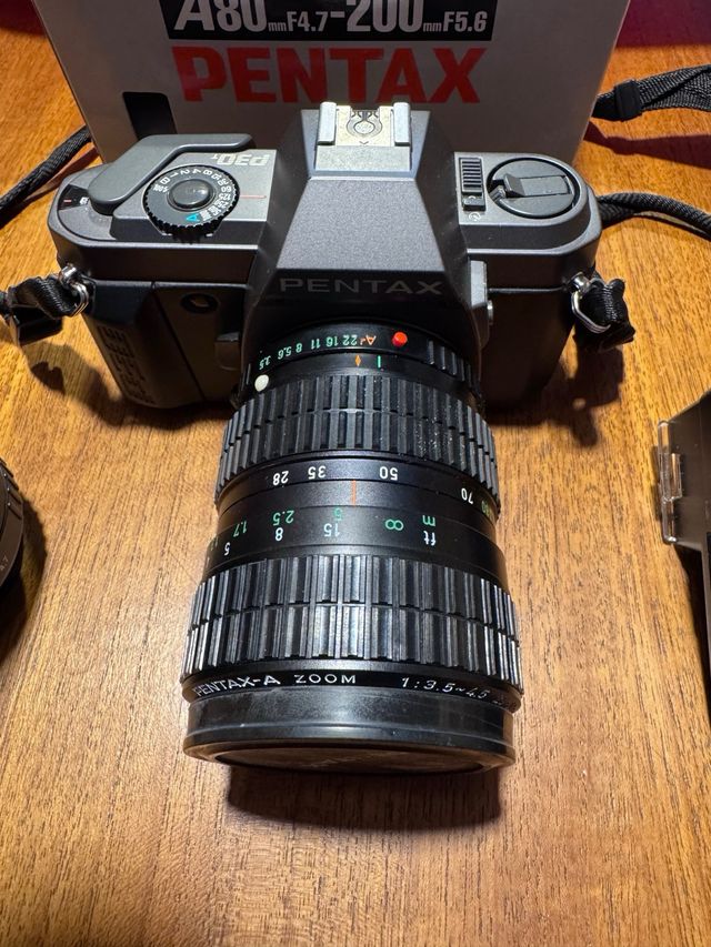 Pack camara reflex + objetivos Pentax P30