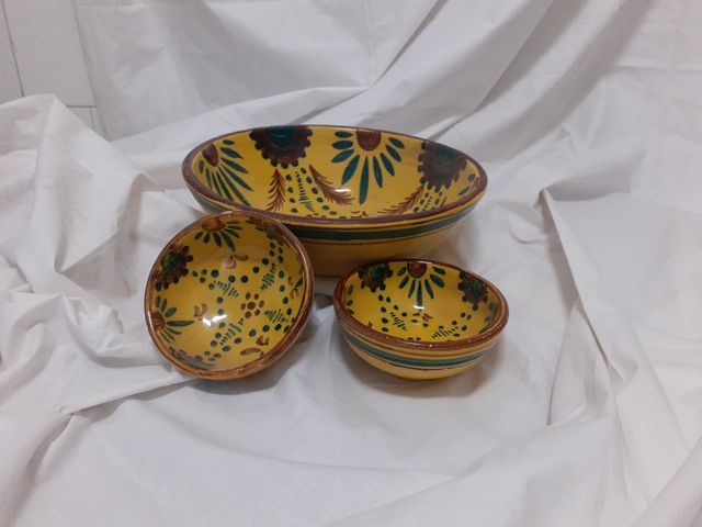 3 cuencos bonitos de cerámica