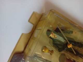 ANGEL BATTLE-DAMAGED ”DESTINY” DE DIAMOND SELECT.