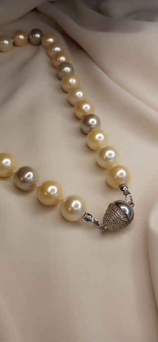 Collana di perle vintage