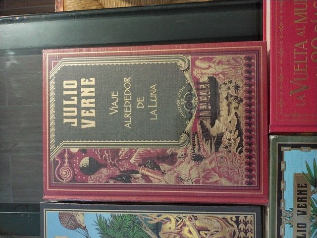 JULIO VERNE