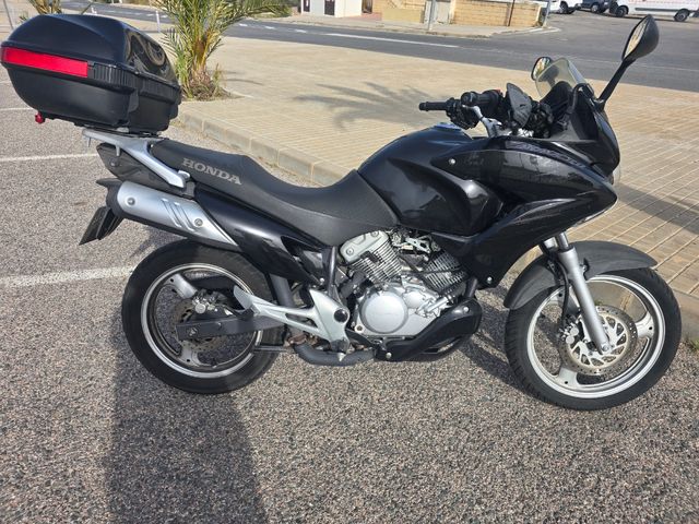 Varadero 125cc A1 O B, urge venta precio negociabl