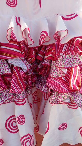 Falda flamenca,  vestido flamenca