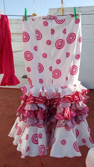 Falda flamenca,  vestido flamenca