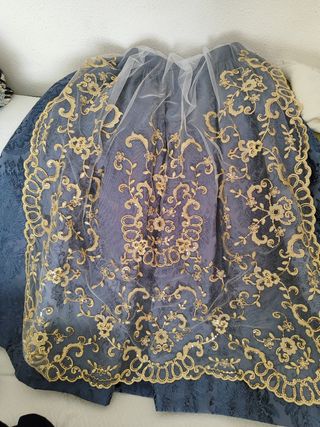 Manteletas fallera oro