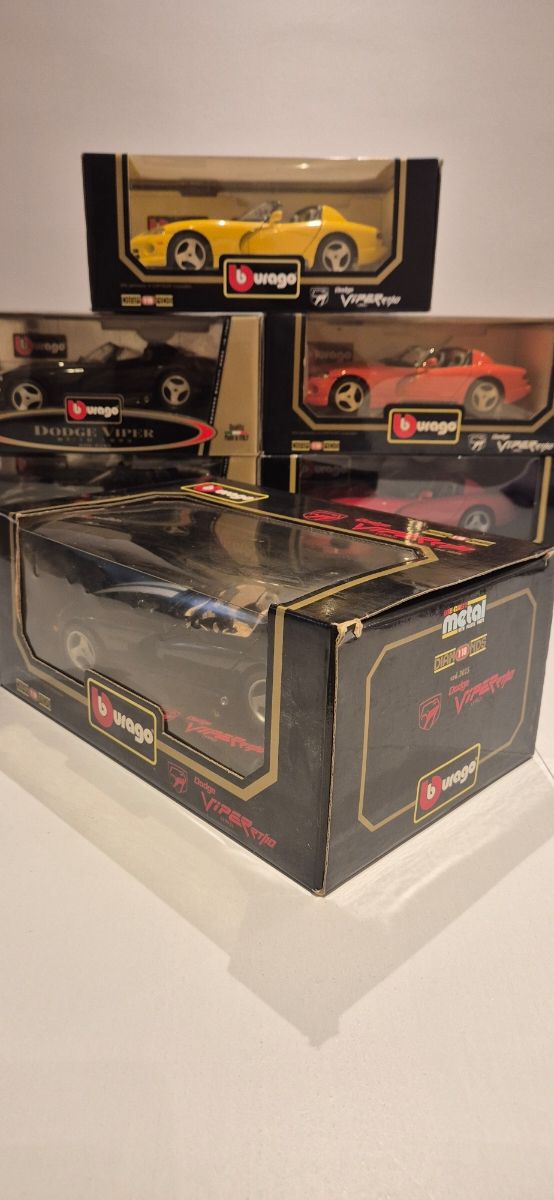 Dodge Viper rt10 1:18 Negro rayas