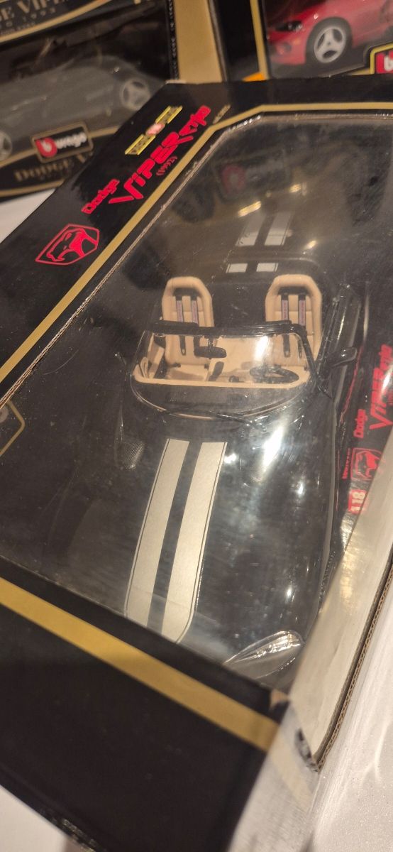 Dodge Viper rt10 1:18 Negro rayas