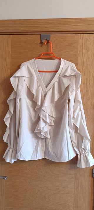 Blusa volantes